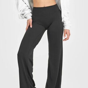 Oner Active Small Short Black Soft Motion Straight Leg